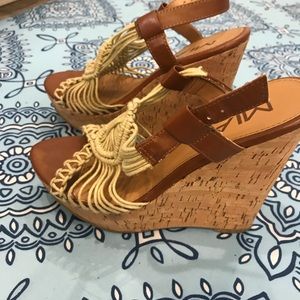 Mia Wedge Sandals Size 6